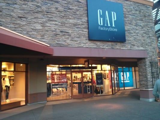 Gap outlet