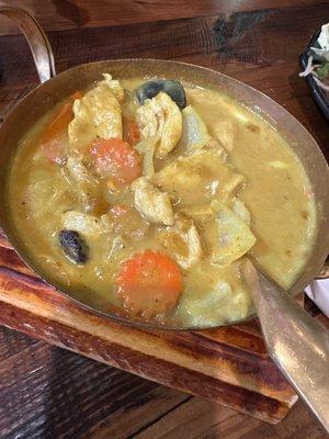 Curry chicken