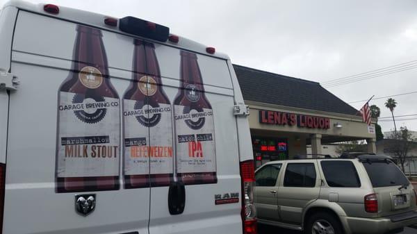 Lenas Liquor