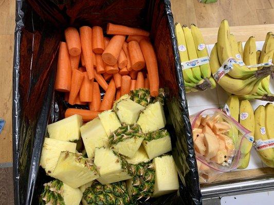 Good quality produce being chopped, even after 5 days in the fridge.