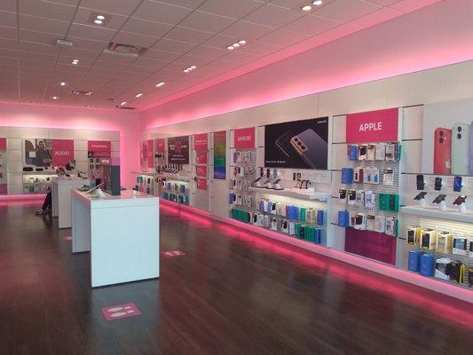 Preferred T-Mobile store... Austintown.