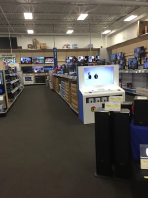 Brockton Best Buy -- Westgate Mall : 200 Westgate Drive, Brockton       Interior