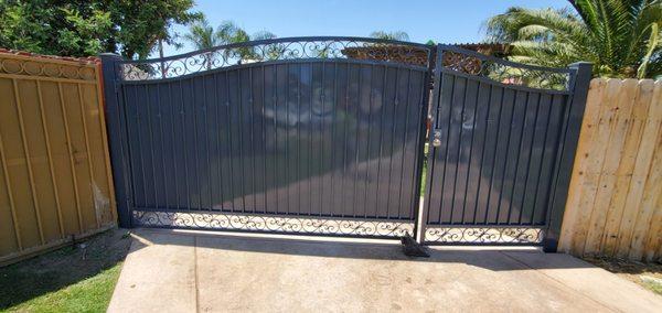 Wrought iron fabrication from Hector's Iron Painting & Wrought-iron