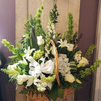 Fresh Hand Made Floral Arrangements For Any Occasion