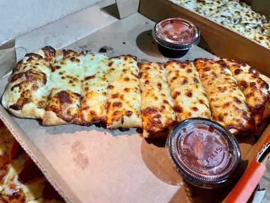 Cheese Cheesy Breadsticks