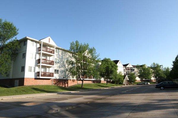 Aspen Park Apartments, 55+ Housing, 2650 26th Avenue S. Grand Forks, ND 58201  Phone: 701-780-8162, www.immapartments.com