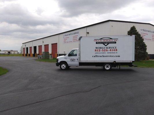 Truck Service Inc - Columbus / Edinburgh building and mobile service truck