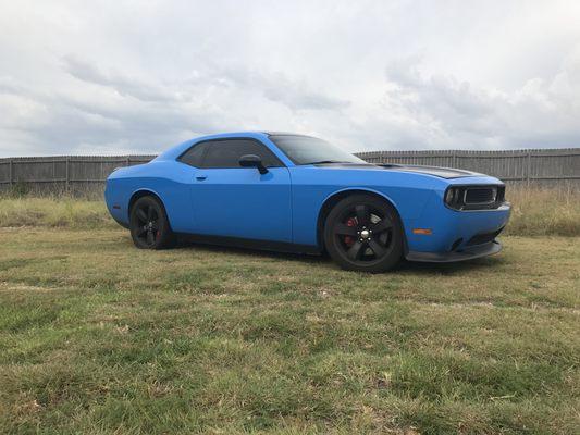 We wrapped this Dodge Challenger SRT8 in Avery gloss light blue.