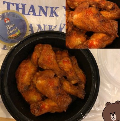 Thanks BroS :) Some local buffalo wings delivered for weekend football watchin'