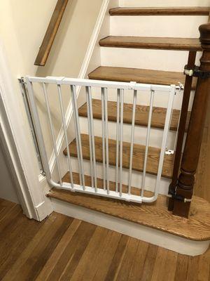 Mounted baby gate