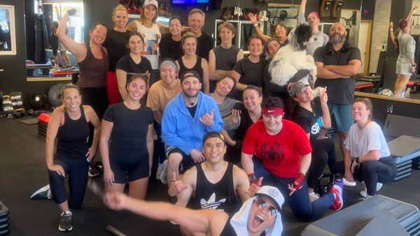 Power of Community: Working Out with Others Can Motivate and Inspire You