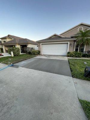 Concrete driveway installation