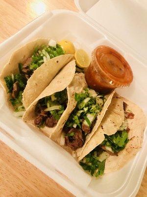 Carne asada tacos & súper spicy salsa!