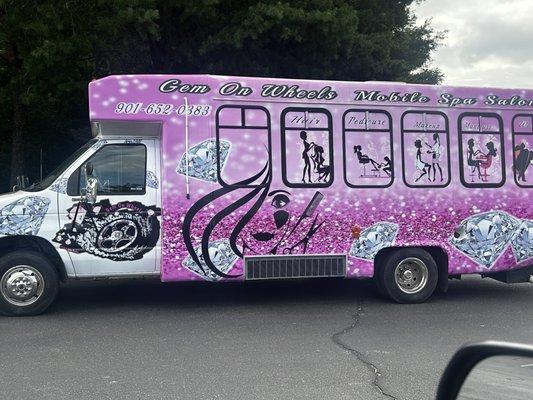 Mobile Spa Salon