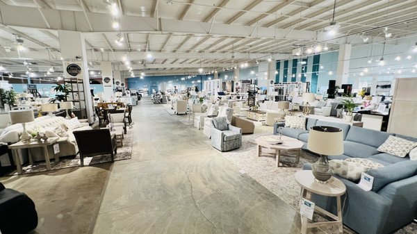 Welcome to FWDG! 48,000 sq. ft. of furniture, mattresses, outdoor furniture, and rugs.