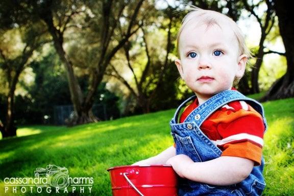 Little Ones: Outdoor Portraits