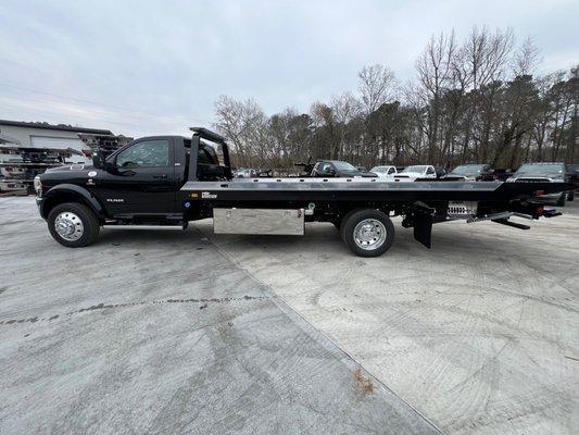 New Ram 5500 with Vulcan SST steel bed