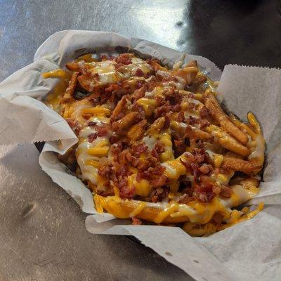 Chili cheese fries