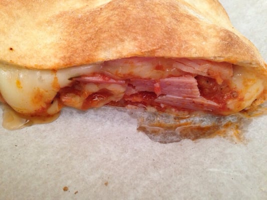 Stromboli (ham & pepperoni)