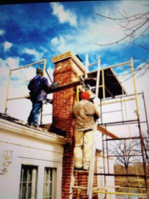 Chimney tuckpointing