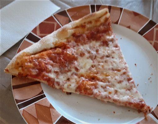 Terrific NY slice.