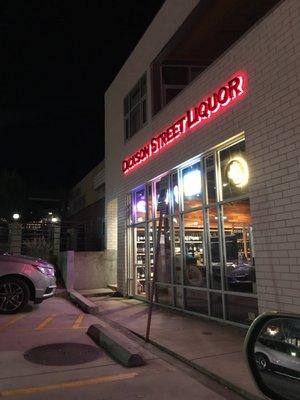 Dickson Street Liquors