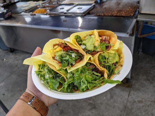 2 Al pastor + 2 Cabeza + 1 Asada