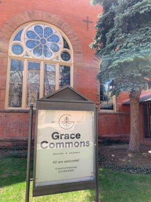 Chapel entrance at 16th & Walnut.