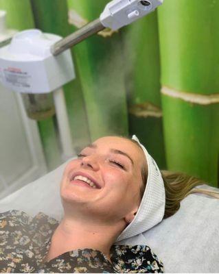 Hydro facial