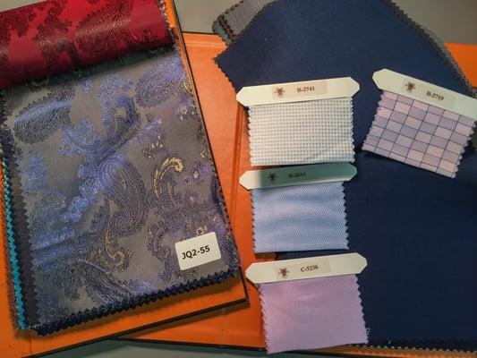 Don't know what options to pick?  Our Styling Advisors can help you choose the best fabric combinations to create an incredible look.