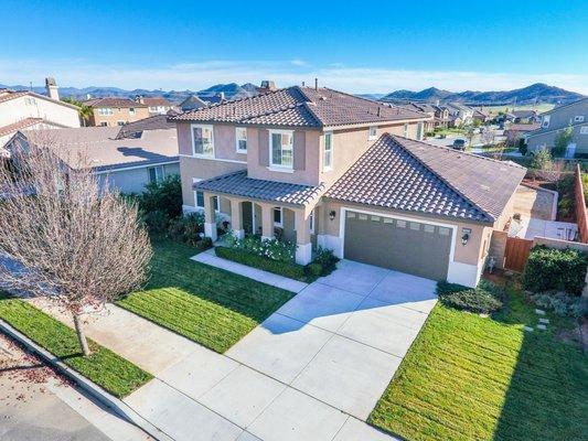 Listed - 29905 Bankside Drive, Menifee, CA 92585