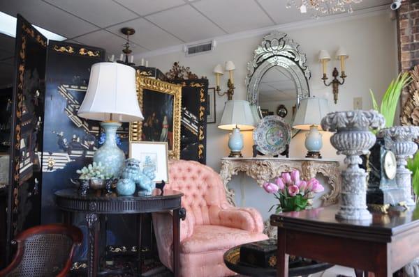 Lillie Antiques & Accessories