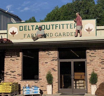 Delta Outfitters