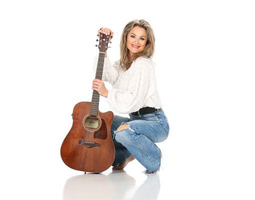 Branson Country Singer, Dalena Ditto