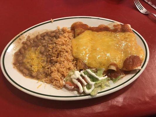 Pollo enchiladas. Decent.