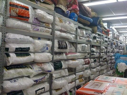 The giant wall-o-pillows!