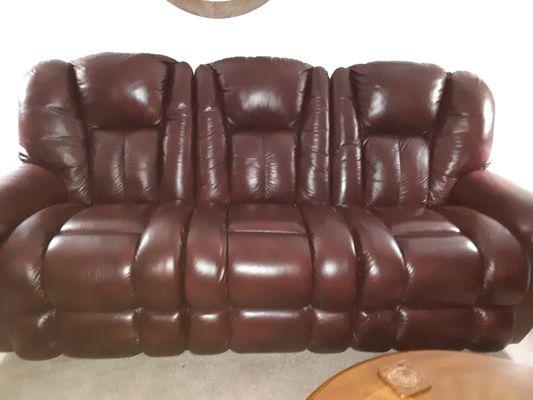 Lazy Boy Sofa with recliners each end--Like New