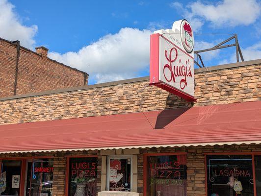 Front of Luigi's, Akron