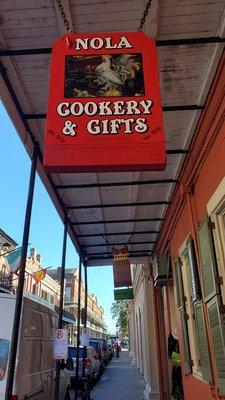 Nola Cookery & Gifts