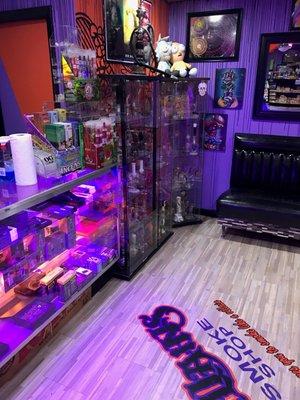 Villain's Smoke Shop