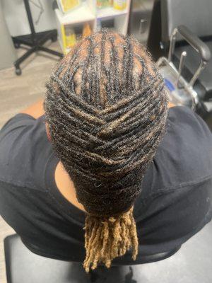 Style on medium long locs