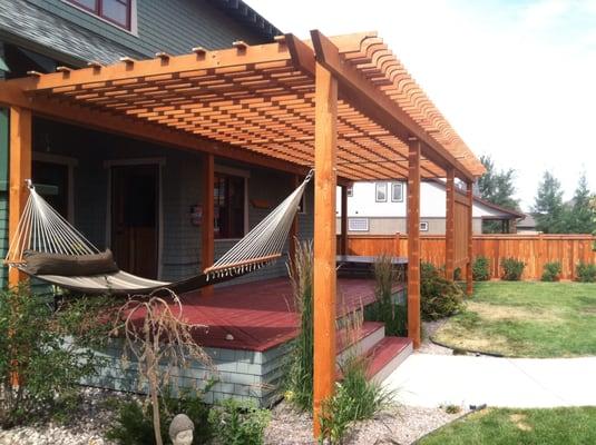 Custom deck and pergola by fence pro