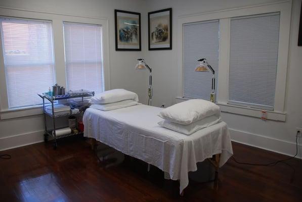 Patient Room Three - Shi Acupuncture and Herbal Clinic