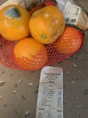 Got home and realized 1) they overcharged me as they thought my navel oranges were clementines ‍ and 2) 3 of 8 were rotten