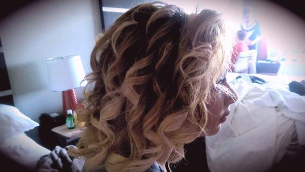 Sister in law's Shirley Temple curls! FYI, my sister in law's hair is difficult to curl. But Zaq had no problem with it! :)