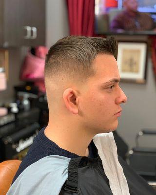 Mid razor fade