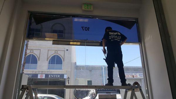 Working on the top window. #Privacy #Security #Tint #GreySilverGrey10 #Downtown #LosAngeles #TintEmUp