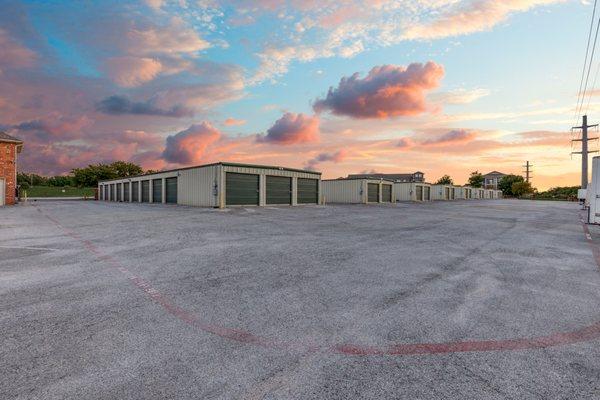 Getting in and out of your unit is a breeze with our extra-wide aisles and drive-up access storage units.