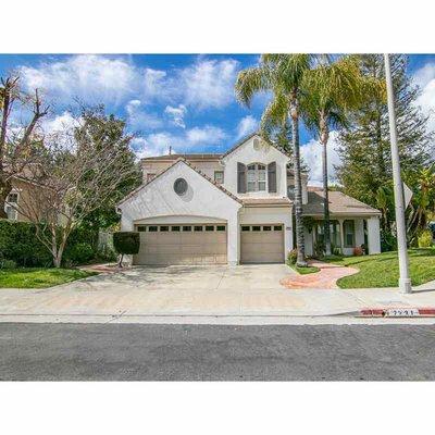 Beautiful home for sale in West Hills.