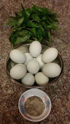 Duck Balut w/ Vietnamese Coriander & salt/blk pepper in sauce bowl for dipping